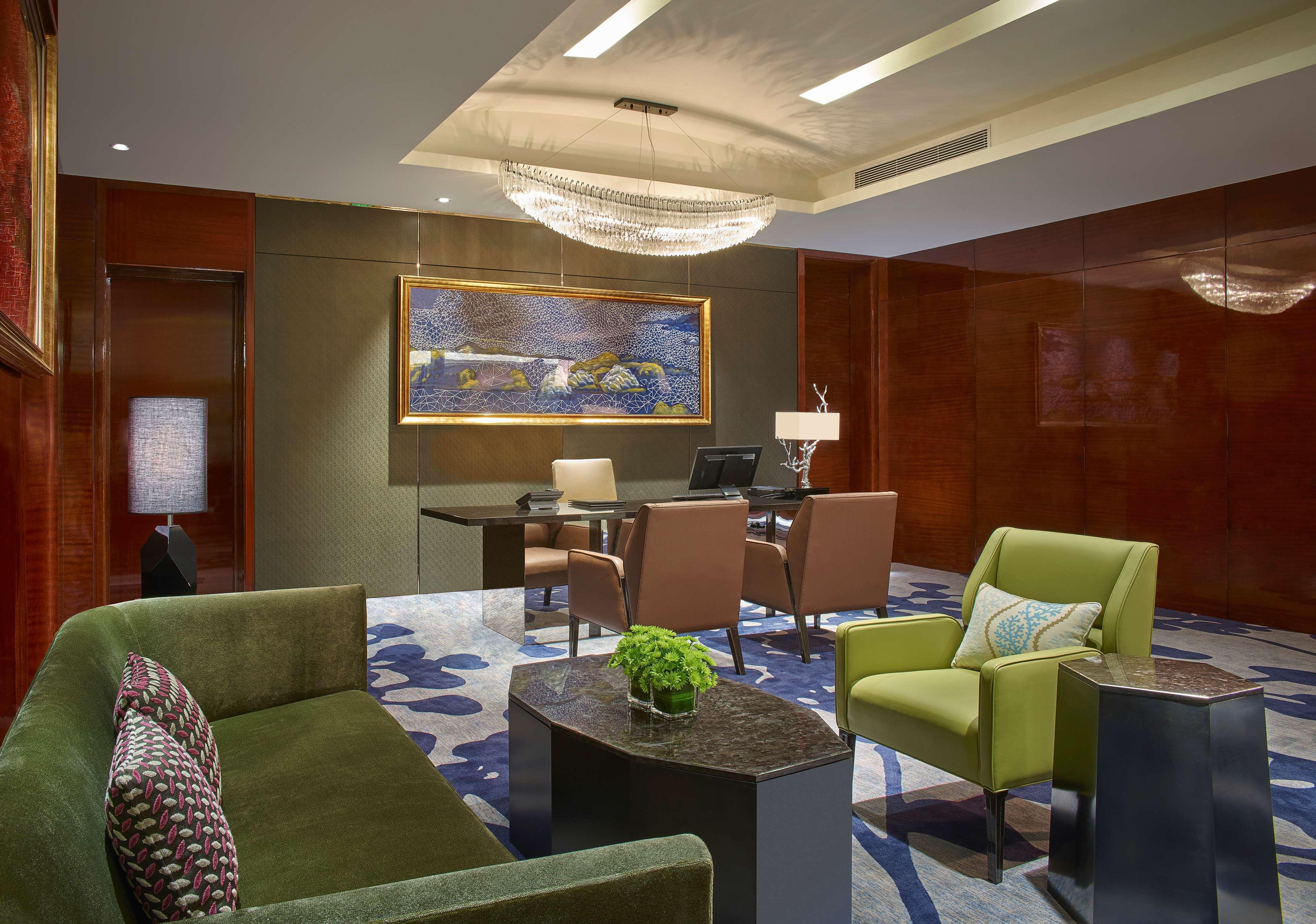 Hilton Haikou Haikou  Exterior foto